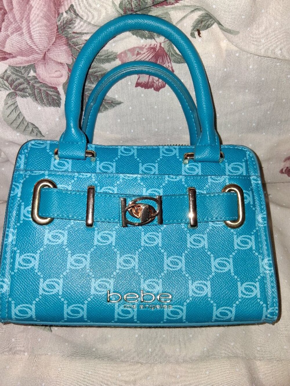 Bebe satchel